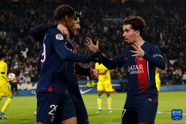 抽签是命运的盲盒，更是心跳的盛宴。12月5日22...（抽签开启命运盲盒，12月5日22点心跳见证）