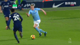 颜骏凌：和范德萨交换了联系方式，在儿时偶像面前踢球是圆梦