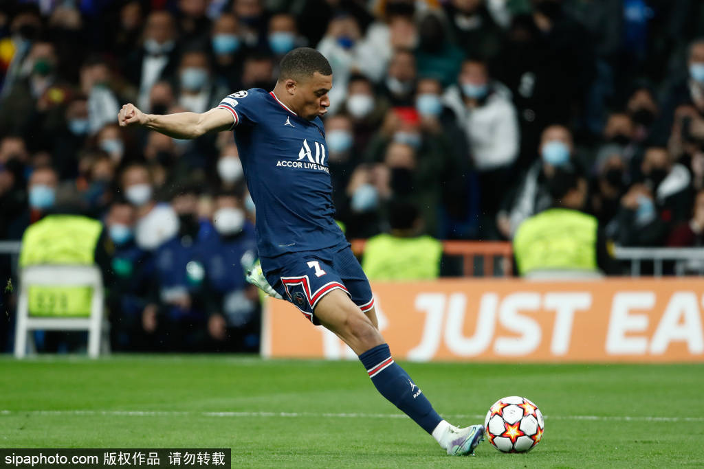 卡列洪：孔蒂和萨里很像总是重复枯燥训练，但这么做效果很好（卡列洪：孔蒂与萨里风格相近，训练虽枯燥重复却成效显著）