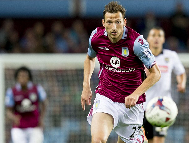 老将替补改变局势，主帅称其不可替代（老将替补力挽狂澜，主帅称其无人可替）