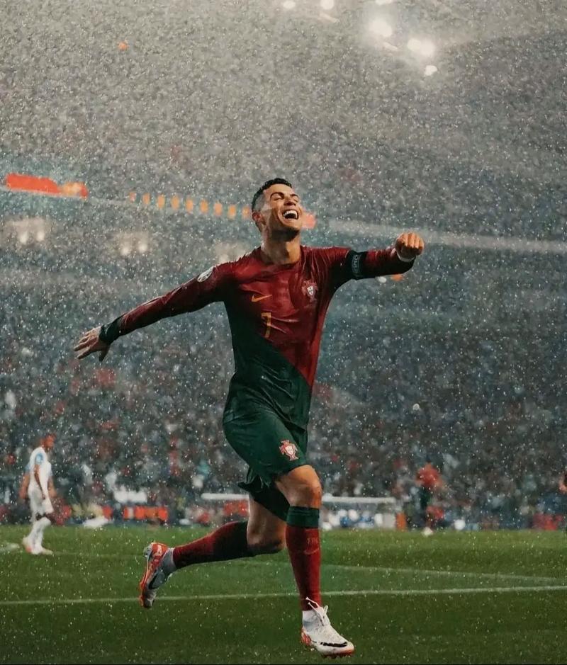 北爱尔兰主帅谈对意大利：无论遇到哪队都很复杂，他们非常强（北爱尔兰主帅谈战意大利：遇谁都难打，蓝衣军团实力强劲）