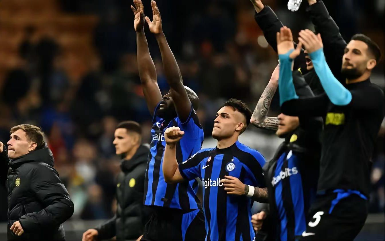 本世纪五大联赛主帅连续3次下课最短时间前10：尤里奇两度上榜（本世纪五大联赛主帅三次被解雇间隔最短前十：尤里奇两次入围）