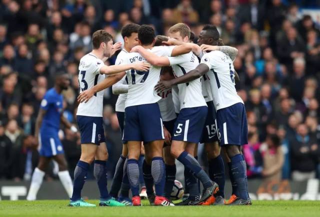 核心对飚！小瓦格纳半场10中7拿到23分2篮板3助攻